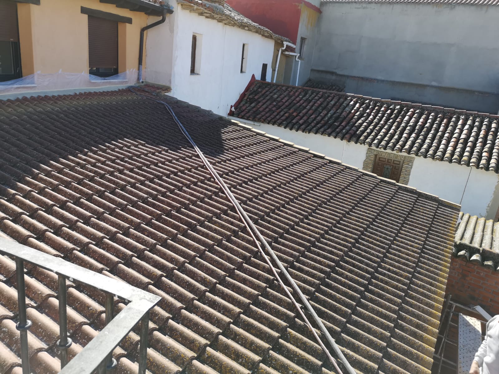 cubierta-teja-corcho-proyectado-valladolid-1