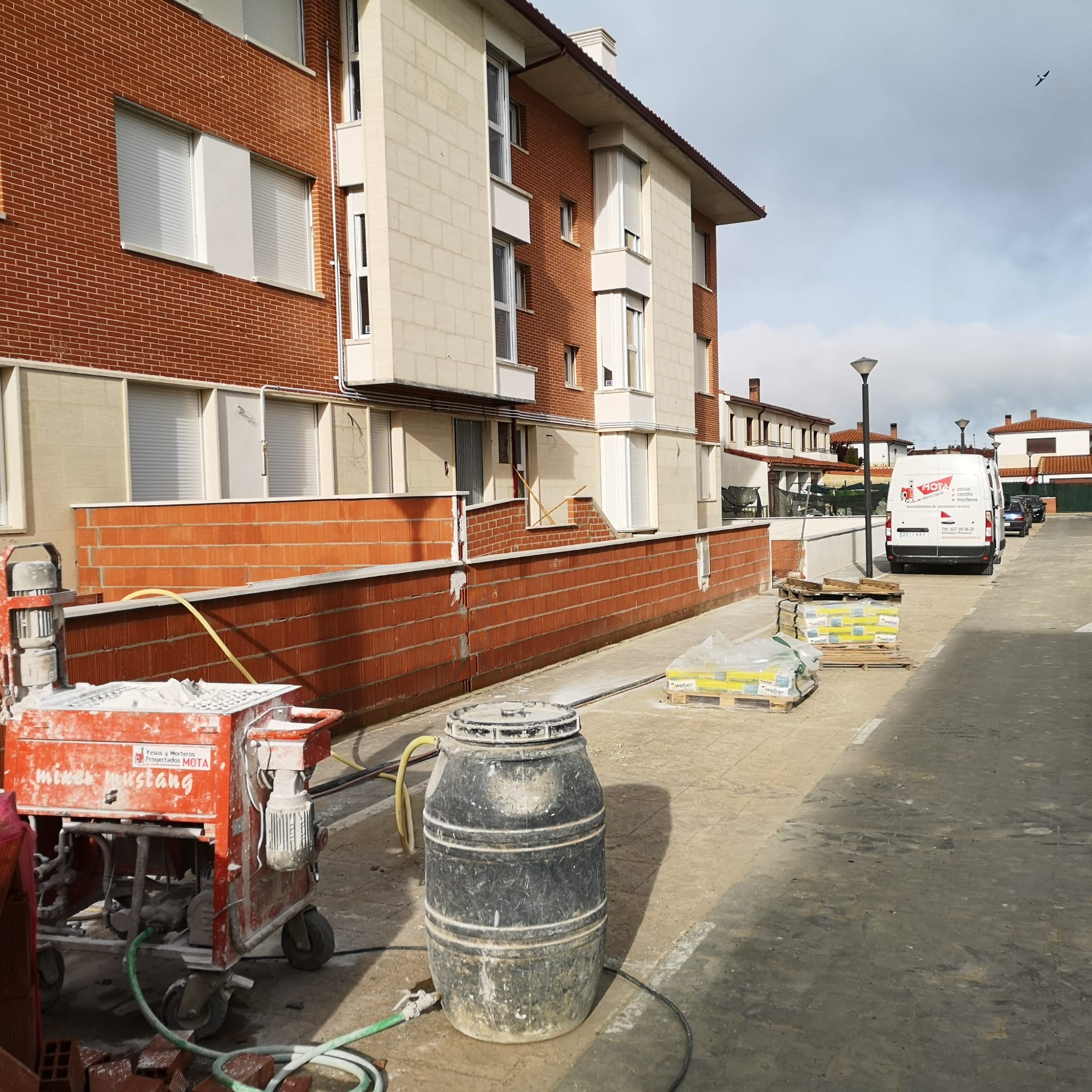 fachadas-mortero-acabado-monocapa